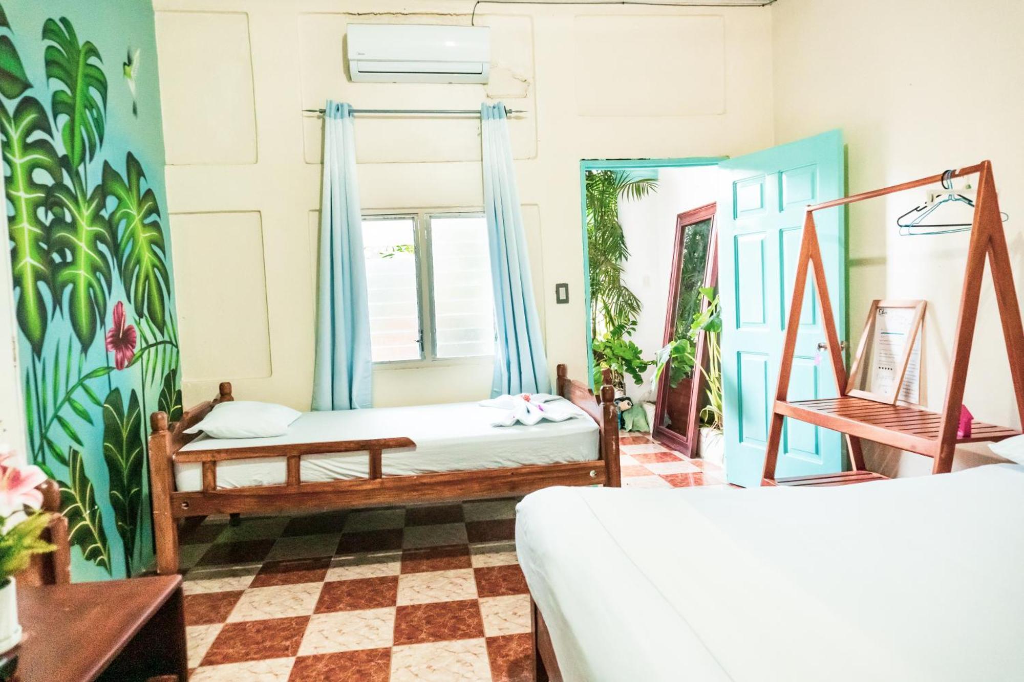 Hostal Eden Moyogalpa Exteriör bild